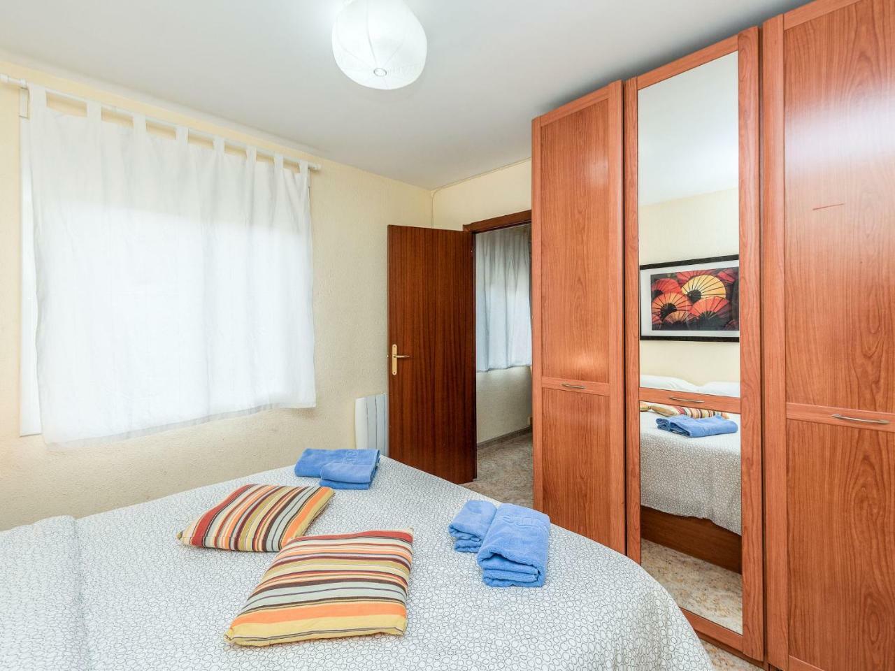 Apartment Camp Nou- Travessera De Les Corts By Interhome Barcelona Bagian luar foto